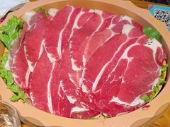 -老牌坊云南鱼豆花火锅(爱建店)