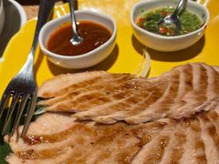 碳烤猪颈肉-瓦城泰国料理(芮欧百货店)