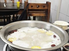 -周良天山牛杂城(天山路总店)