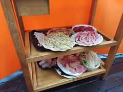 -二荆条·蜀鲜汇城市森林火锅