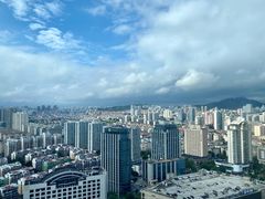 -青岛五四广场海景美仑国际公寓酒店