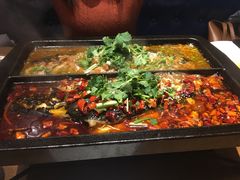炭烤双味眉公鱼-茅炒屋龙虾·烧烤·湘菜(新河路店)