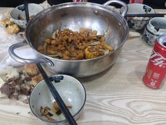 -内蒙焖面大盆骨餐馆(山大路店)