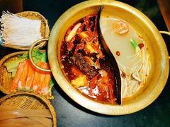 -欧阳小姐在成都(爱琴海店)