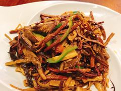 -小厨子私房菜·云南美食店