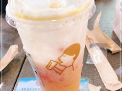 -喜茶(上海打浦桥日月光gelato lab+店)
