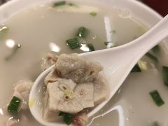 本帮肚肺汤-三两春(浦三路店)