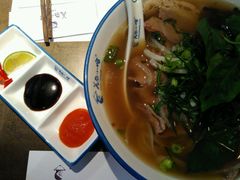 -美奈小馆·越南料理(中航城君尚购物中心店)