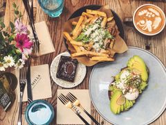 牛油果温泉蛋吐司-O'mills Sourdough Bakery&Bistro(永嘉路店)