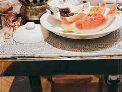 -雍和会海鲜姿造自助(湖东路店)