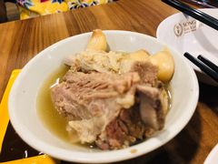 招牌肉骨茶-松發肉骨茶(牛车水店)