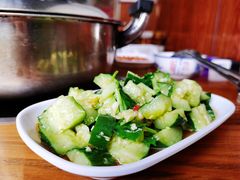 素拍黄瓜-阿汉名材老鸡汤饭店(金鸡岭店)