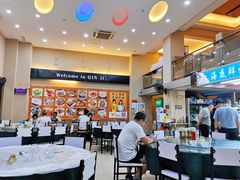 -覃记海鲜美食餐厅