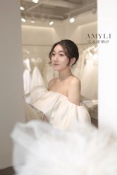 -艾米丽婚纱礼服