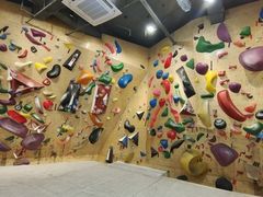 -Upper Climbing Gym 攀岩(华侨城店)
