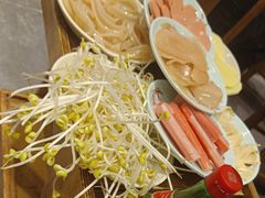 -肖肖酸萝卜鱼火锅(总店)