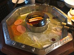 反鸳鸯锅-蜀九香火锅(九眼桥店)