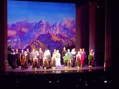 -交通银行前滩31演艺中心