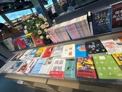 -新华书店(泉城路店)