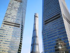 -陆家嘴空中步行连廊