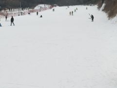 -秦皇古道滑雪场