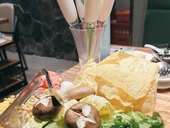 -春润大地海南椰子鸡(沙井京基百纳广场店)