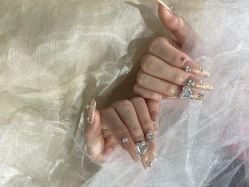 -瞧·享轻奢美甲美睫