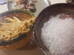 -喃喃椰·糟粕醋·椰子鸡火锅(七堡花园店)