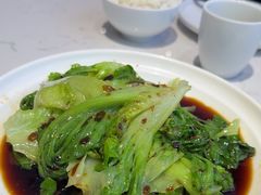 -峨嵋小镇·川菜(勒泰中心店)