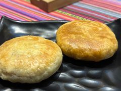 -香巴拉云南餐厅(华莱坞店)