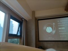 -闲隅江景艺术酒店(解放碑洪崖洞总店)