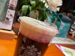 -星巴克(西安曲江银泰店)