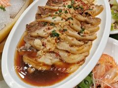 -鞍山大白鲨美食酒店