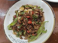 -湖南人家湘菜馆(镇江路店)