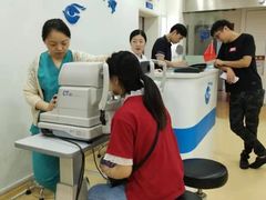 -上海大学附属上海和平眼科医院