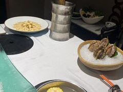 -泓炙颐凤鲜海鲜火锅料理(桐乡店)