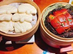 梅干菜焖肉配夹馍-寻宝记绍兴菜(状元店)