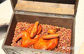 Crispy Pigeon with Red Pepper Husk