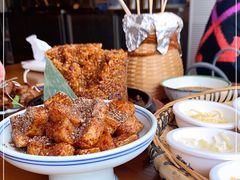 -包整·丝娃娃(一览甲秀楼风景店)