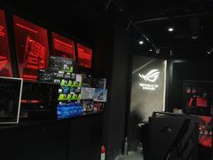 -ROG玩家国度(美罗城店)