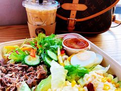 -瑞幸咖啡(三里屯SOHO-6号楼店)