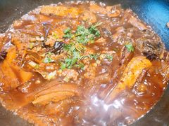 -咱屯子铁锅炖直营店(保利店)
