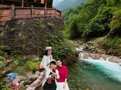 -西岭雪山大飞水景区