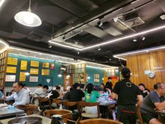 大堂-胡须佬鸡煲四季火锅店(石厦西村直营店)