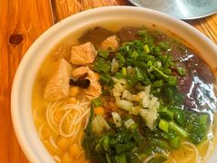 -文山荷鲜居(翠湖店)