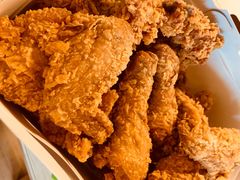 -BHC炸鸡(明洞总店)