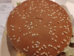 -麦当劳(杭州西湖银泰百货店)