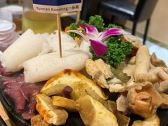 -一朵菌·野生菌探索家火锅(南亚店)