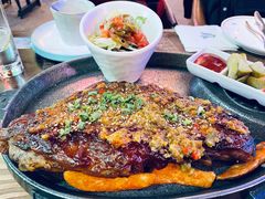 famous案板猪肋排-Famous肥猫墨西哥音乐餐吧(五棵松华熙LIVE店)