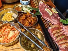-韩景台烤肉(八大处店)